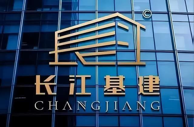 霍建宁打辅助，李嘉诚家族攒下1600亿现金